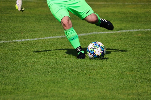 端的爆发更 端的爆发更